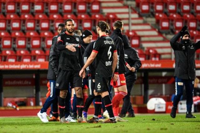 柏林赫塔攻势如潮,全面压制对手掌控局面